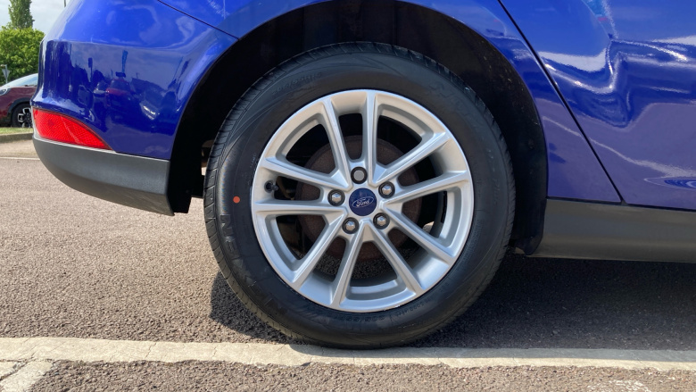 Ford Focus 1.0 EcoBoost 125 Zetec 5dr Petrol Hatchback
